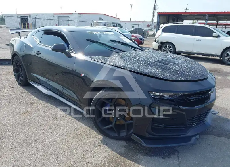 2021 Chevrolet Camaro photo