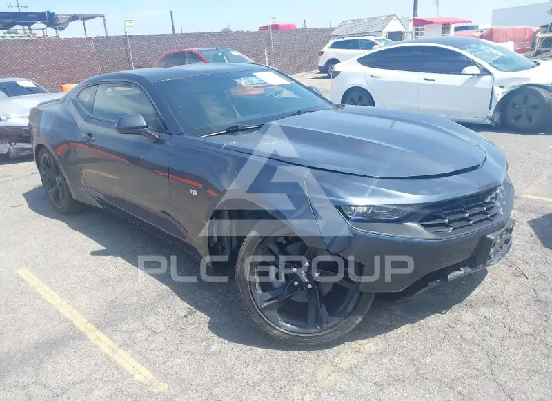 2021 Chevrolet Camaro photo