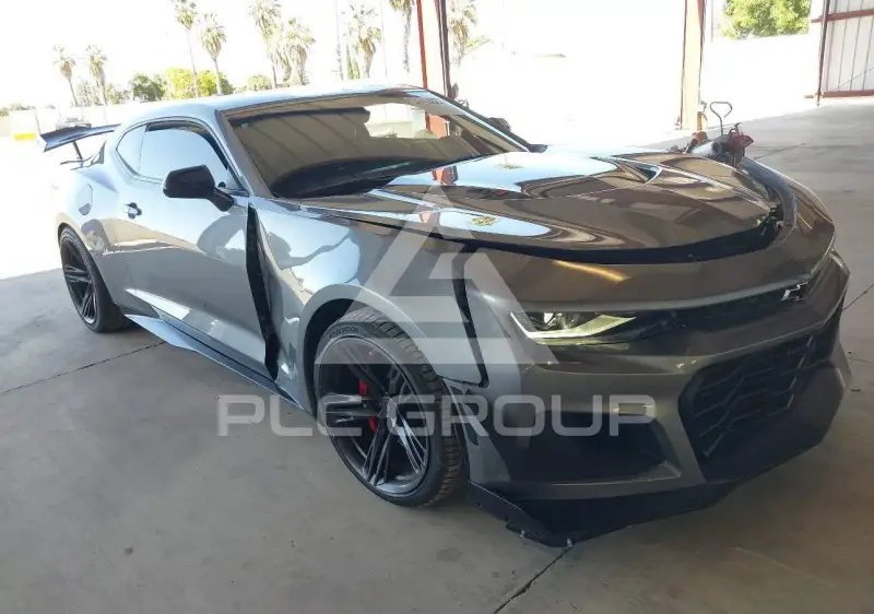 2021 Chevrolet Camaro photo