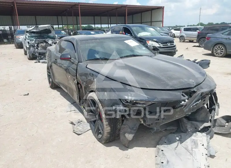 2021 Chevrolet Camaro photo