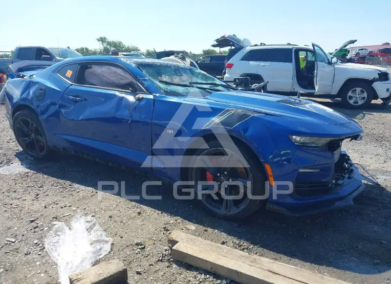 2021 Chevrolet Camaro photo
