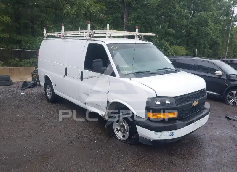 2021 Chevrolet Express photo