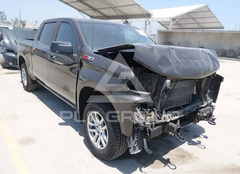 2021 Chevrolet Silverado photo