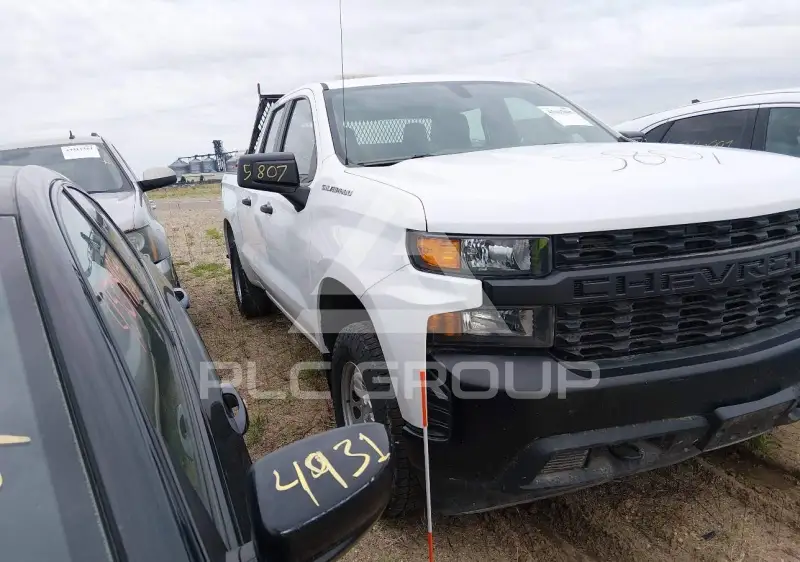 2021 Chevrolet Silverado photo