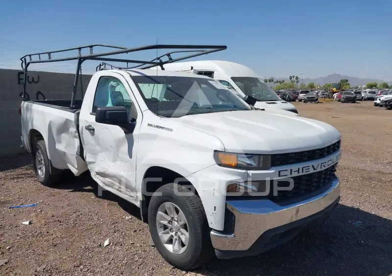 2021 Chevrolet Silverado photo