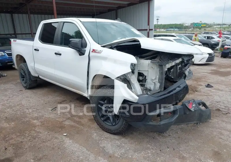 2021 Chevrolet Silverado photo