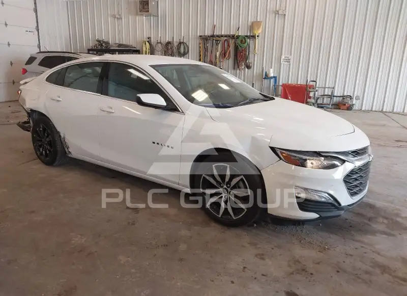 2021 Chevrolet Malibu photo