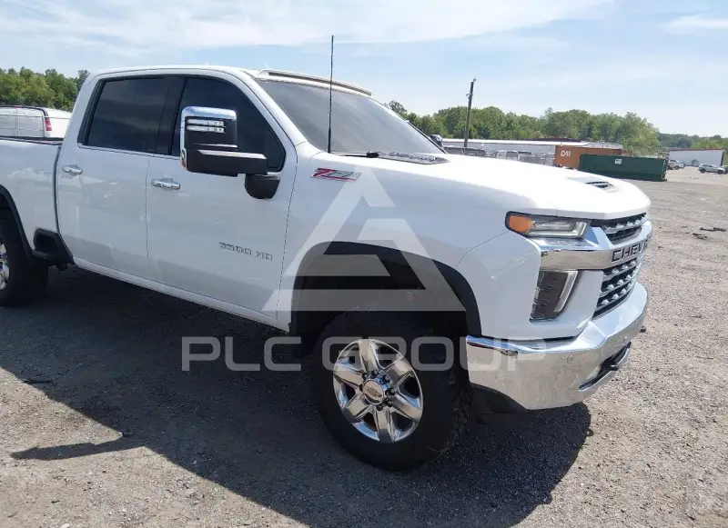 2021 Chevrolet Silverado photo