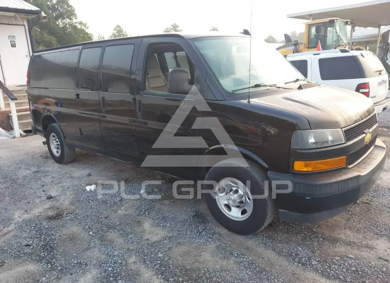 2021 Chevrolet Express фото