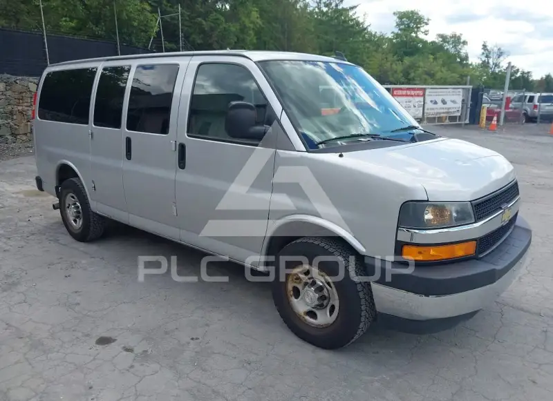 2021 Chevrolet Express photo