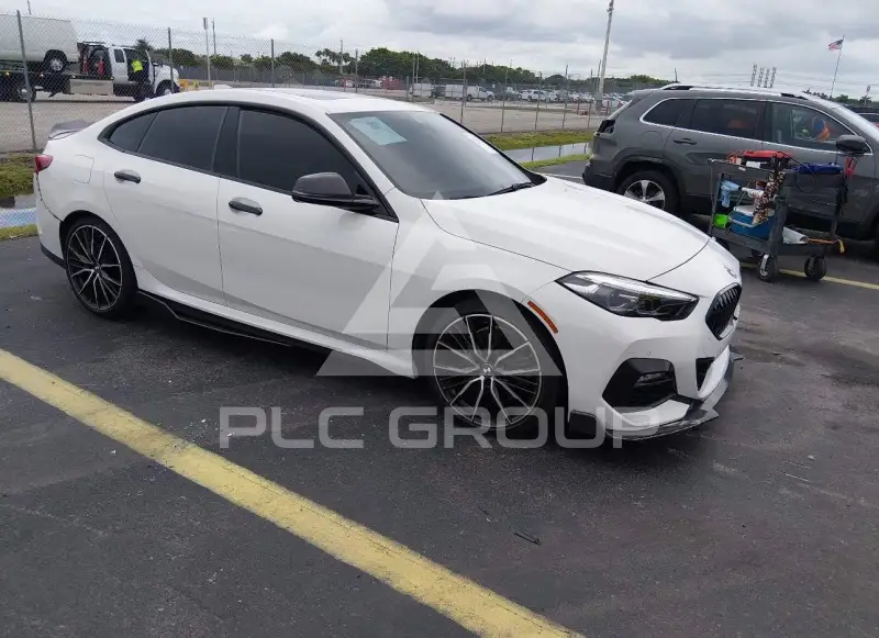 2021 BMW 228 фото