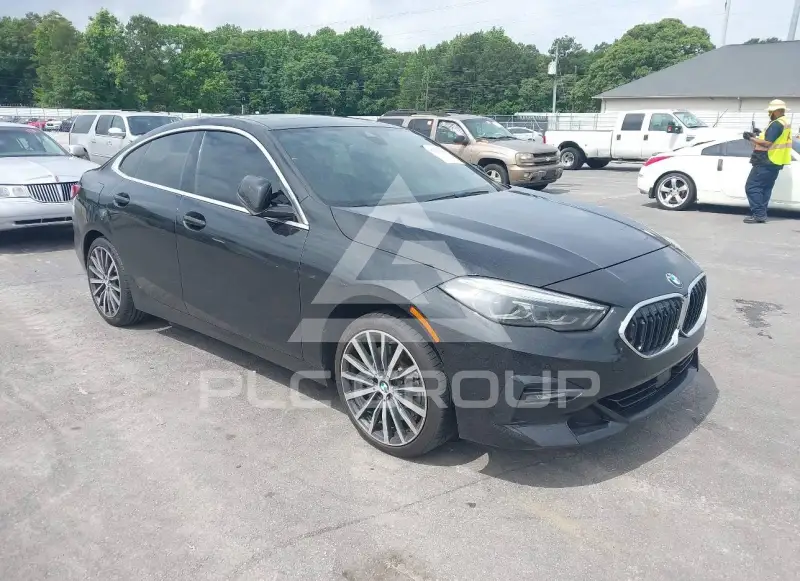 2021 BMW 228 фото