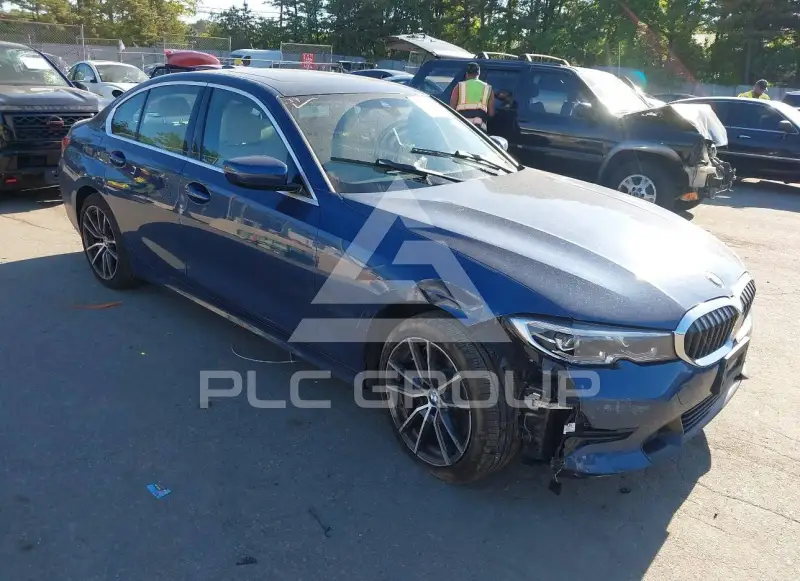 2021 BMW 330 photo