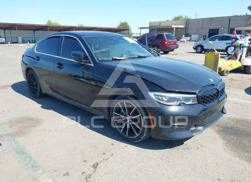 2021 BMW 330 фото