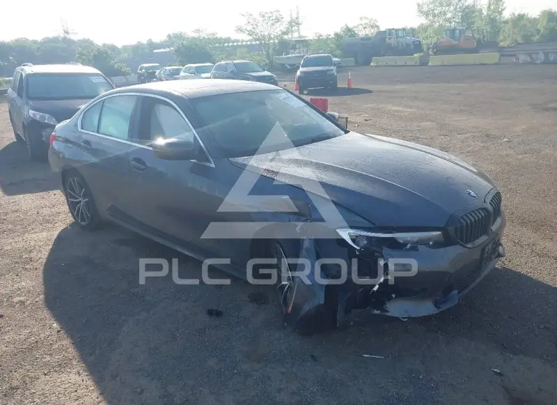 2021 BMW 330 фото