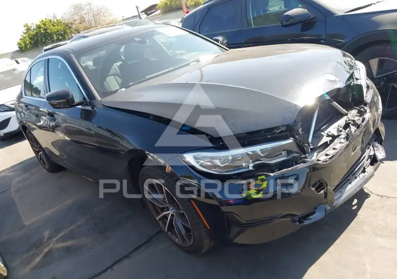 2021 BMW 330 photo