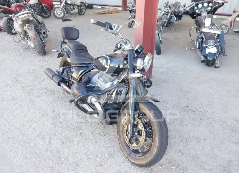 2021 BMW R18 фото
