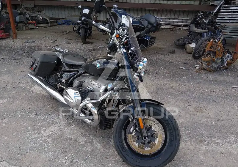 2021 BMW R18 фото
