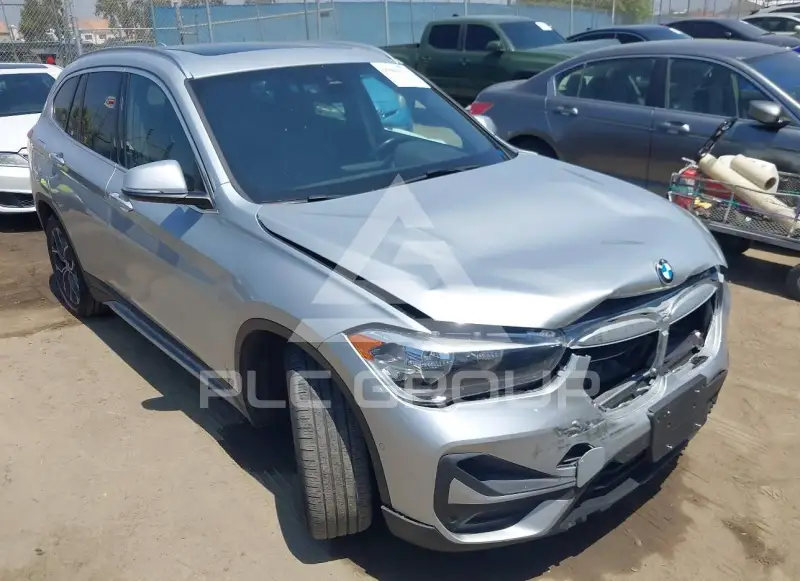 2021 BMW X1 фото