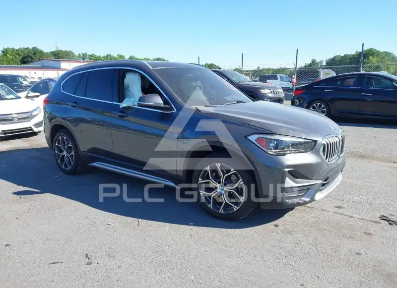 2021 BMW X1 фото