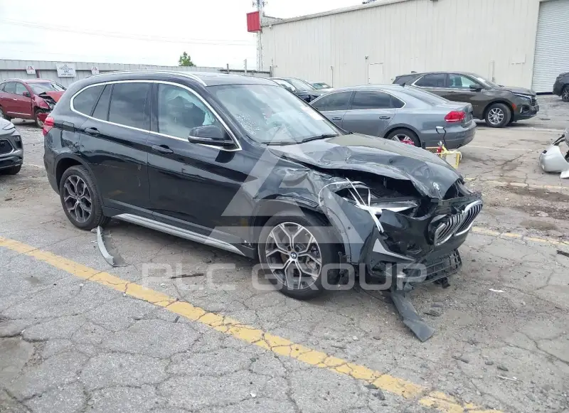 2021 BMW X1 photo
