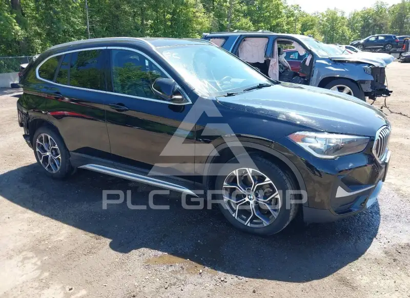 2021 BMW X1 фото