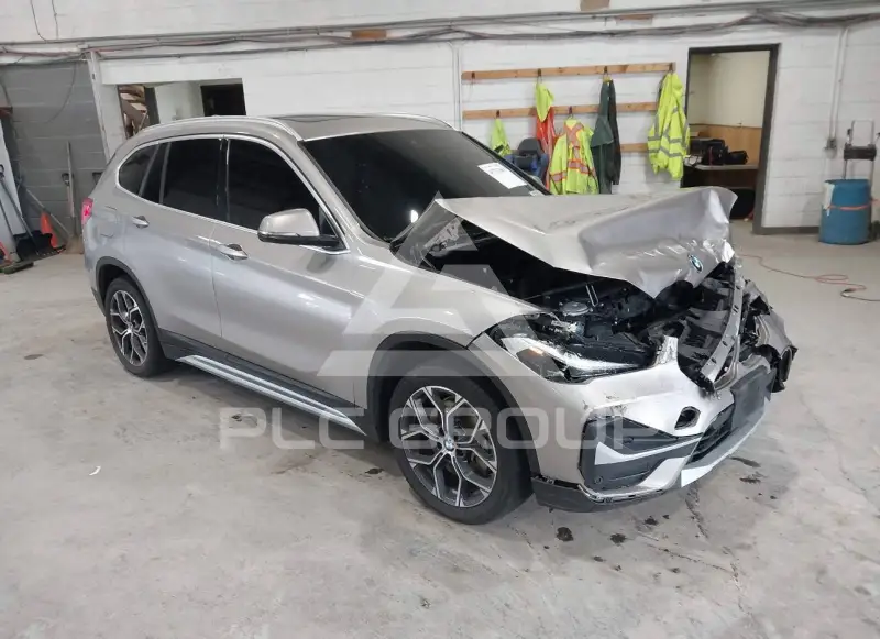 2021 BMW X1 фото