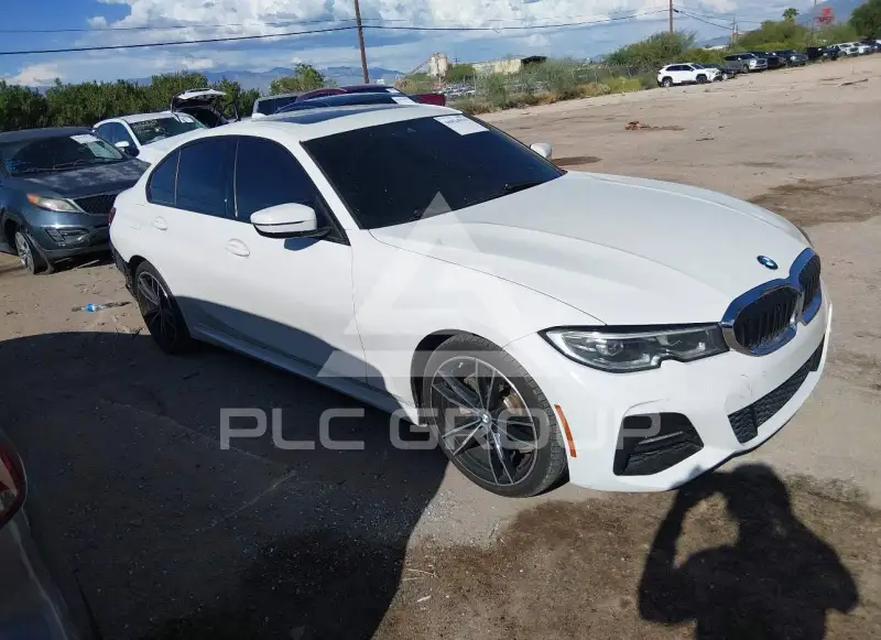 2021 BMW 330 photo