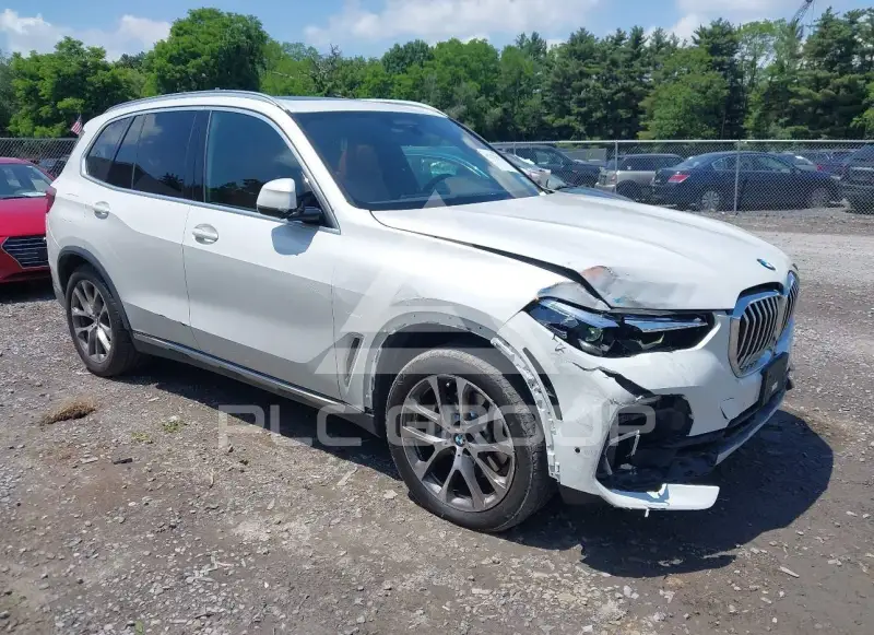 2021 BMW X5 photo