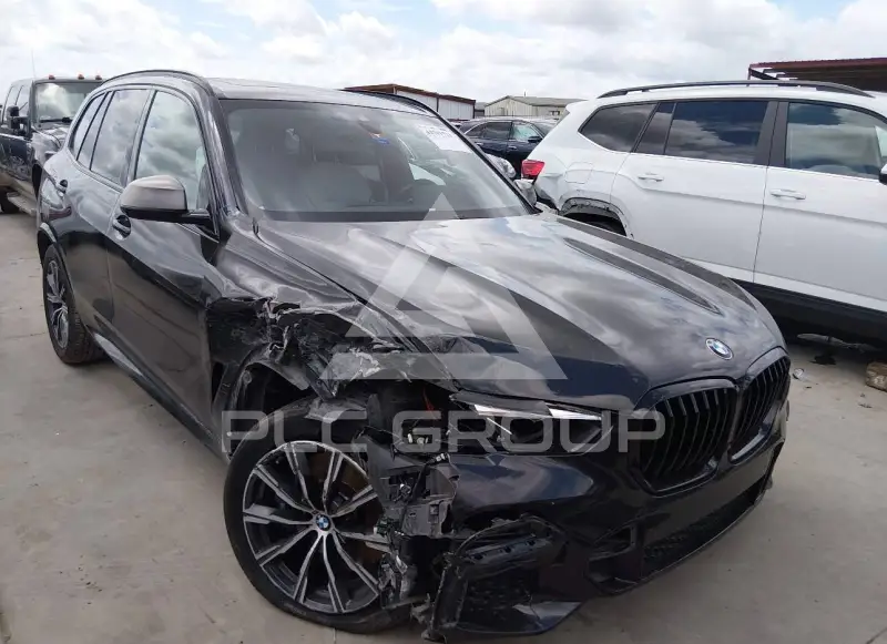 2021 BMW X5 фото
