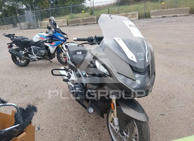 2021 BMW R1250 photo