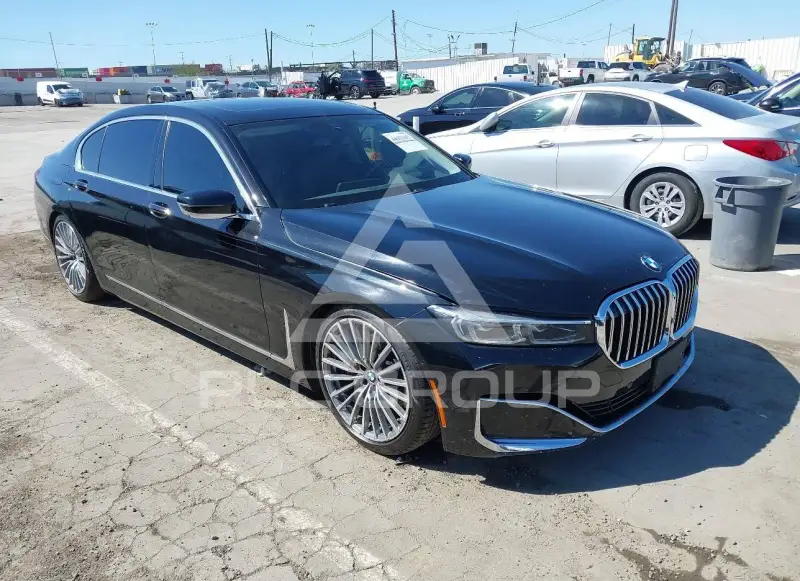 2021 BMW 740 фото