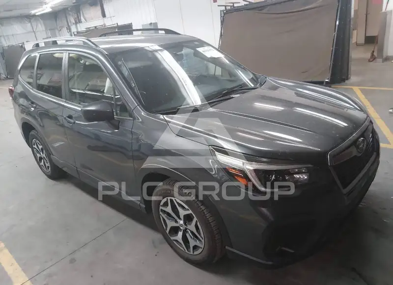 2021 Subaru Forester photo