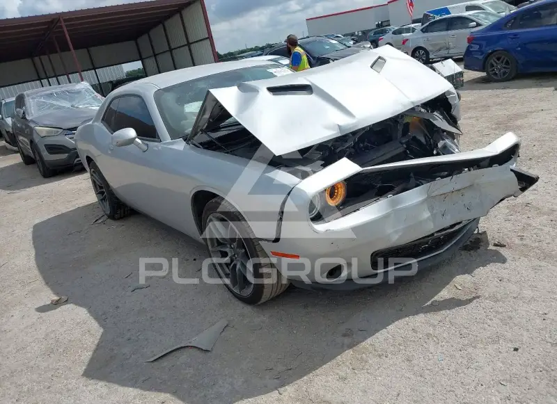 2021 Dodge CHALLENGER photo