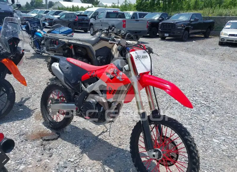 2021 Honda CRF450 photo