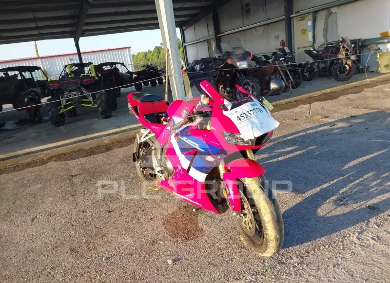 2021 Honda CBR600 фото