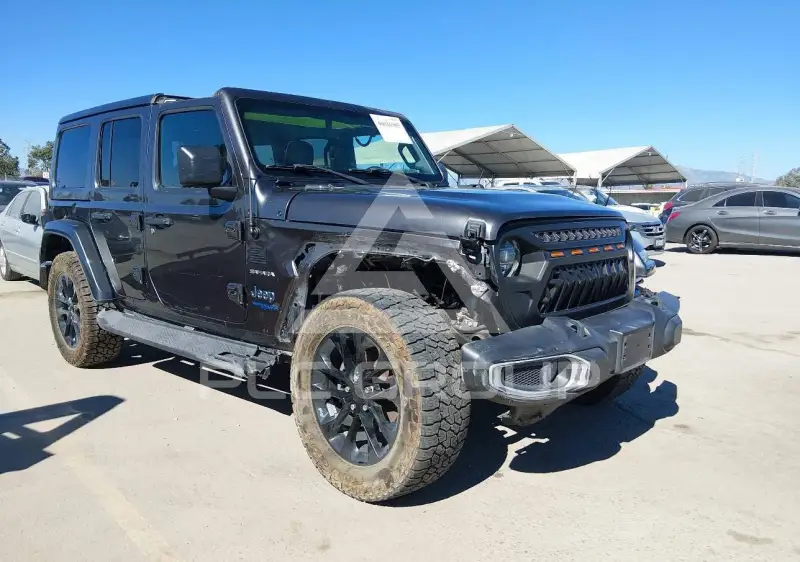 2021 Jeep WRANGLER фото