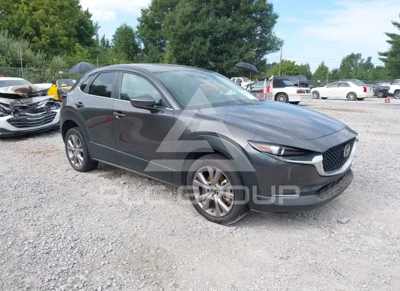 2021 Mazda CX-30 photo