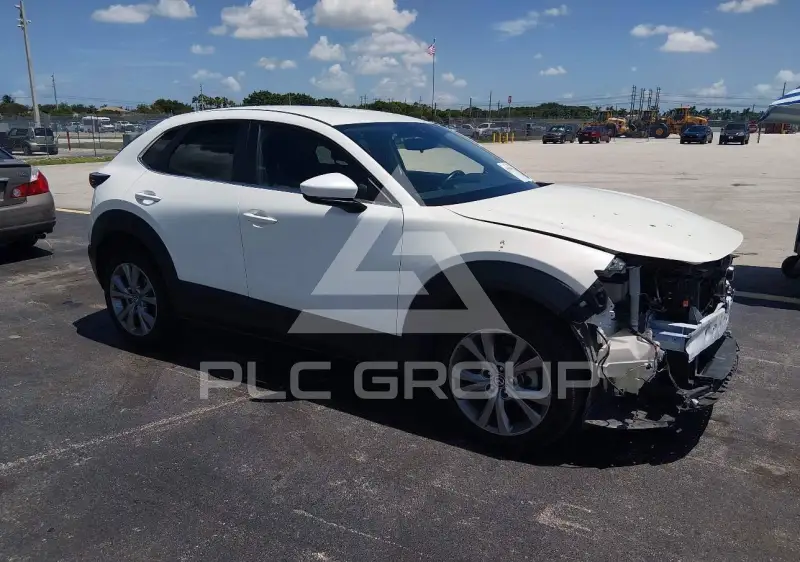 2021 Mazda CX-30 photo