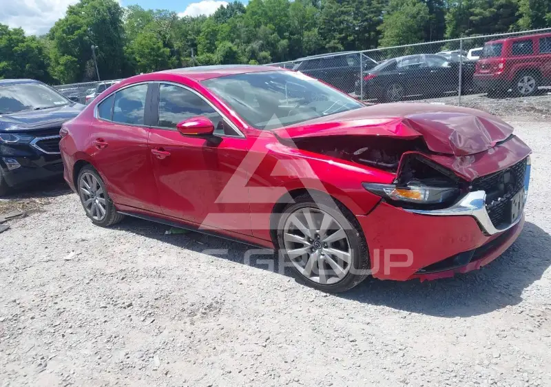 2021 Mazda 3 photo