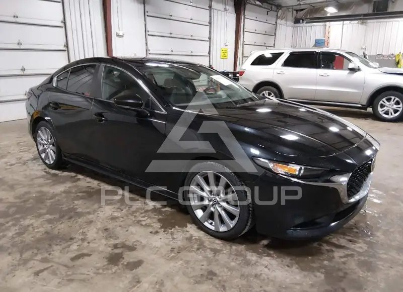 2021 Mazda 3 photo