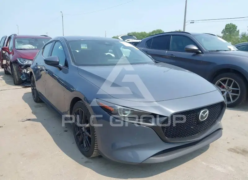 2021 Mazda 3 photo