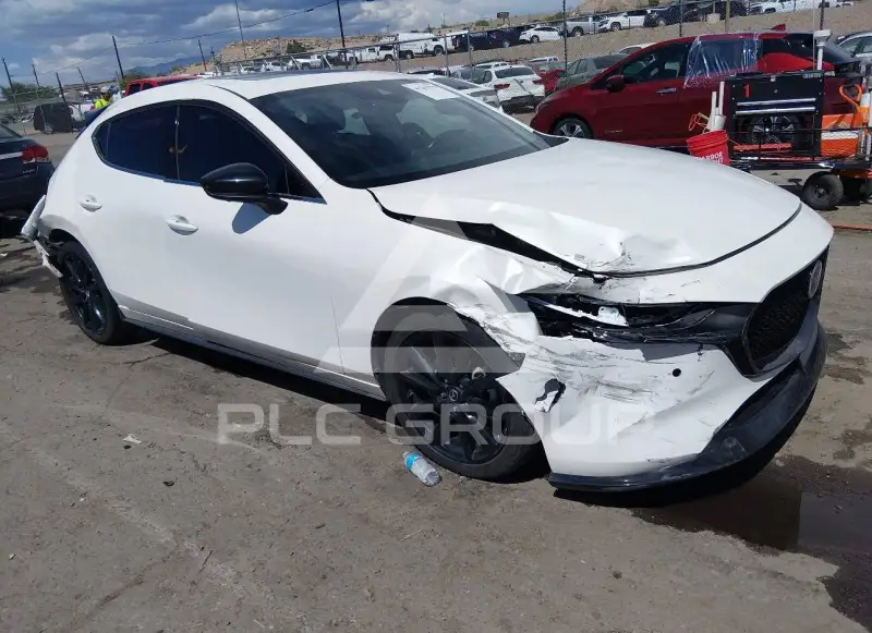 2021 Mazda 3 photo