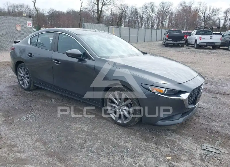 2021 Mazda 3 photo