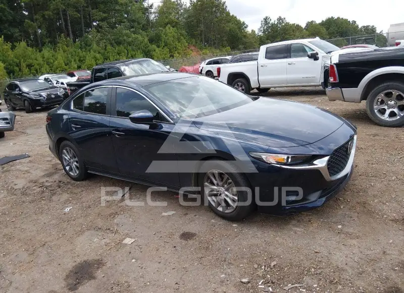 2021 Mazda 3 photo