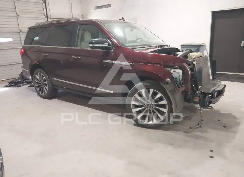 2021 Lincoln NAVIGATOR photo