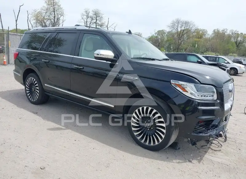 2021 Lincoln NAVIGATOR photo