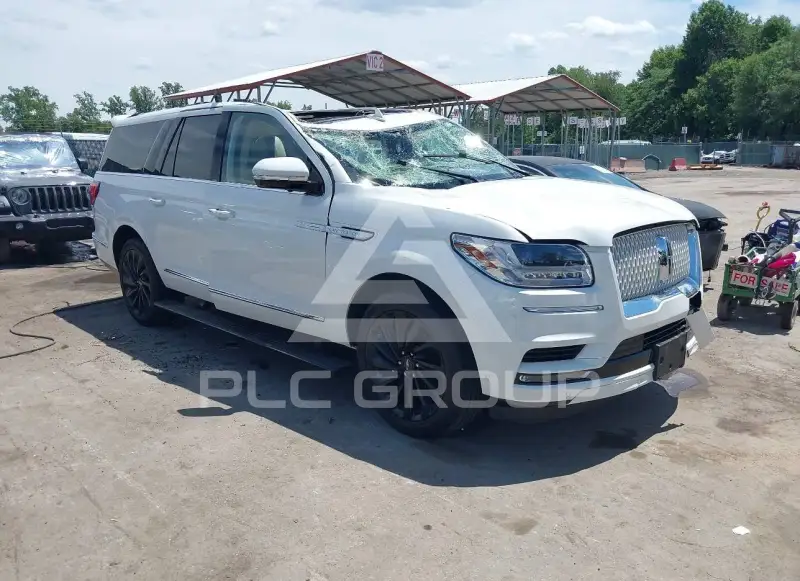 2021 Lincoln NAVIGATOR photo