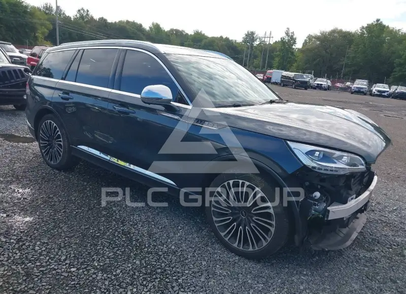 2021 Lincoln AVIATOR photo