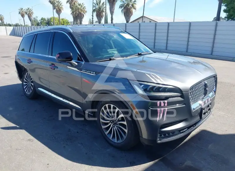 2021 Lincoln AVIATOR photo
